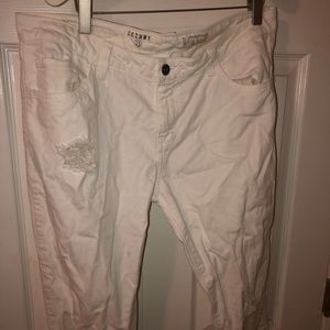 AUTHENTIC Vans White Jeans